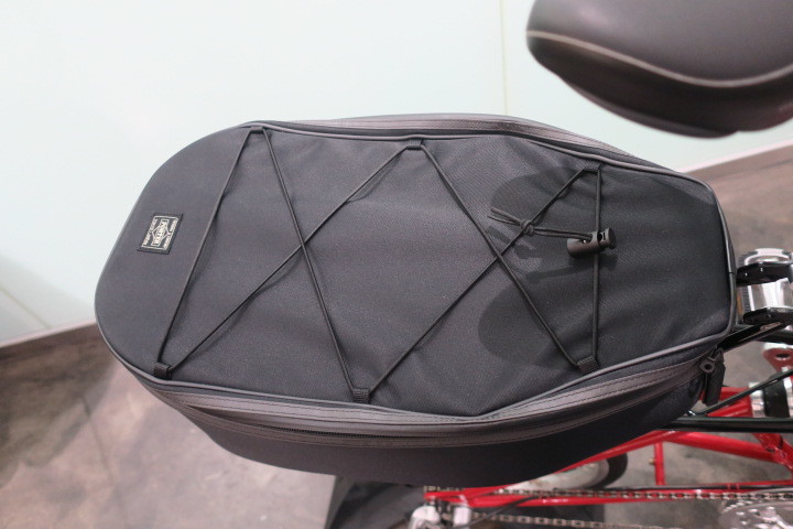 モールトン新型発表!_c0132901_18461072.jpg