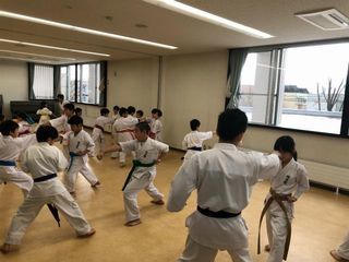 日曜空手　屯田教室　新琴似・新川教室_c0118332_16084127.jpg