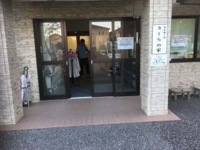 a0009196_00054904.jpg