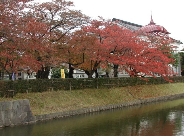 七五三祝いの頃の鶴岡公園_e0387363_09015848.jpg