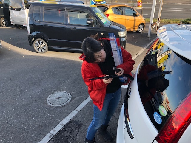11月13日(火) トミーアウトレットブログ あゆあやブログ(*^_^*) T様アイシス納車♪ 自社ローン♪ ローンサポート♪_b0127002_17155519.jpg