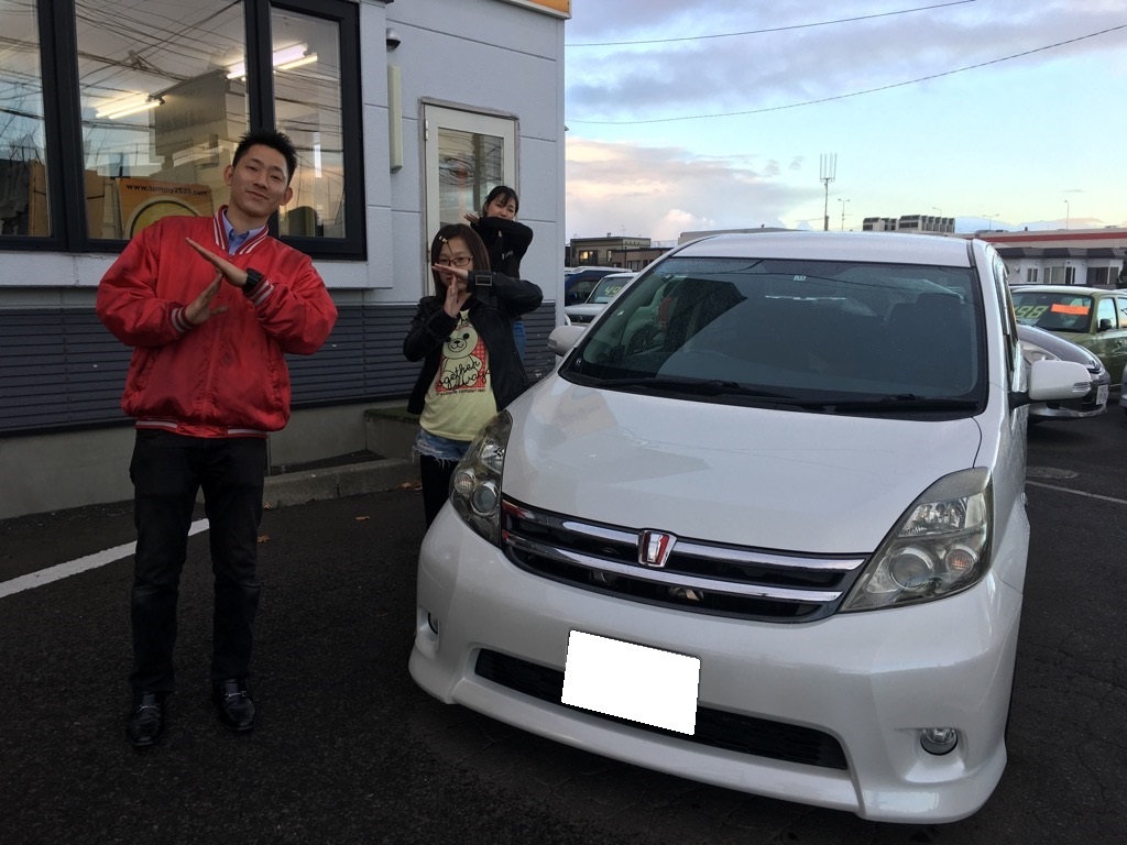 11月13日(火) トミーアウトレットブログ あゆあやブログ(*^_^*) T様アイシス納車♪ 自社ローン♪ ローンサポート♪_b0127002_17184538.jpg