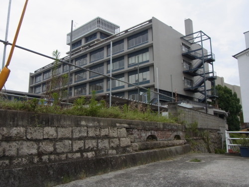 明治時代の岡山警察署遺構 : おかやま街歩きノオト(雑記帳) 明治時代の岡山警察署遺構 : おかやま街歩きノオト(雑記帳)