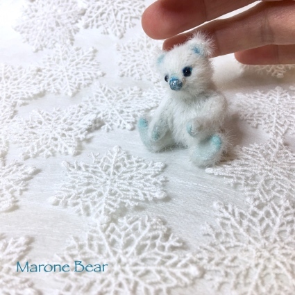 まっしろしろすけな雪子グマちゃん誕生 二人展ラインナップ Marone Bear まっしろしろすけな雪子グマちゃん誕生 二人展ラインナップ Marone Bear