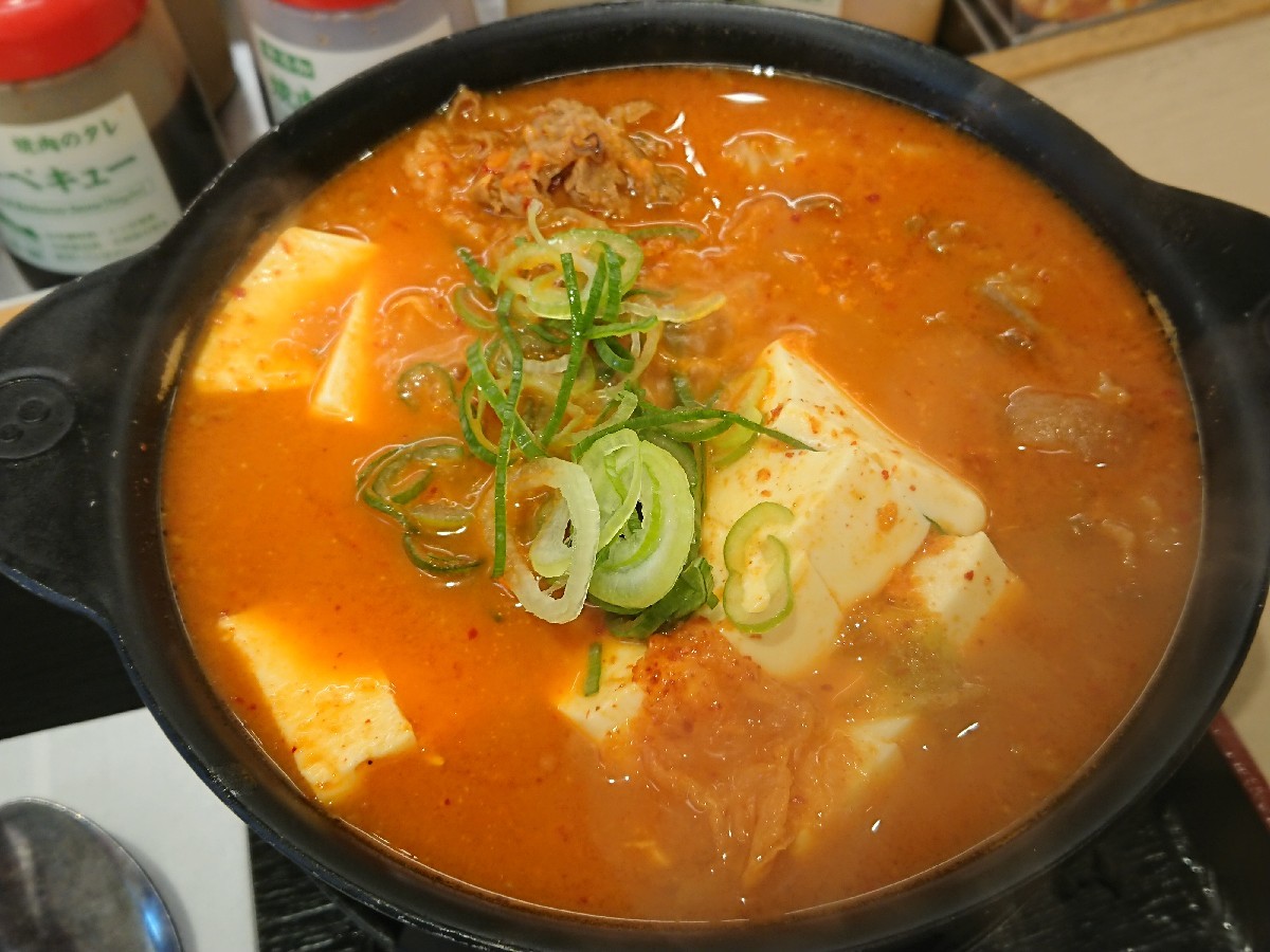 11/16 豆腐キムチチゲ鍋膳生卵¥630 + 生野菜¥110 @松屋_b0042308_19263003.jpg