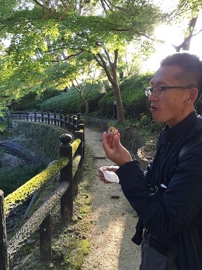 紅葉探しに　根来寺　＆　超！豪華料理の居酒屋さん～♪_e0123286_20090168.jpg