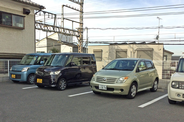 ２０１８年１１月１８日 日 軽より小さい普通車を 日々吹く風は