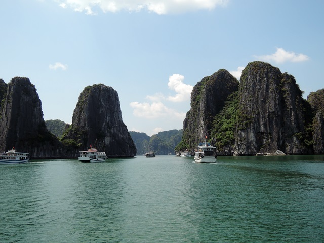 ２０１８．９．１5　Vietnam 　HANOI　 その15　～　ハロン湾観光　その2　～_f0373905_10132358.jpg