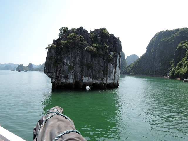 ２０１８．９．１5　Vietnam 　HANOI　 その15　～　ハロン湾観光　その2　～_f0373905_10142497.jpg