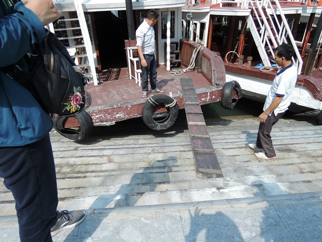 f0373905_13040076.jpg