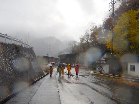 塩の道・天神道越え（北小谷駅～天神道越え～平岩駅）_e0153040_16215820.jpg