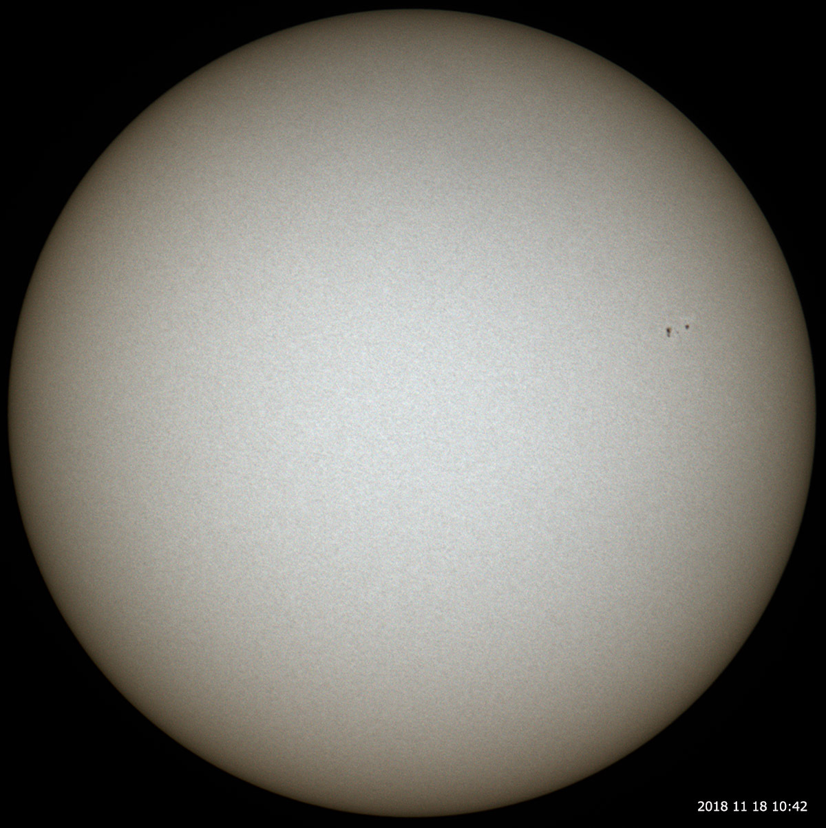 11月18日の太陽_e0174091_12471747.jpg