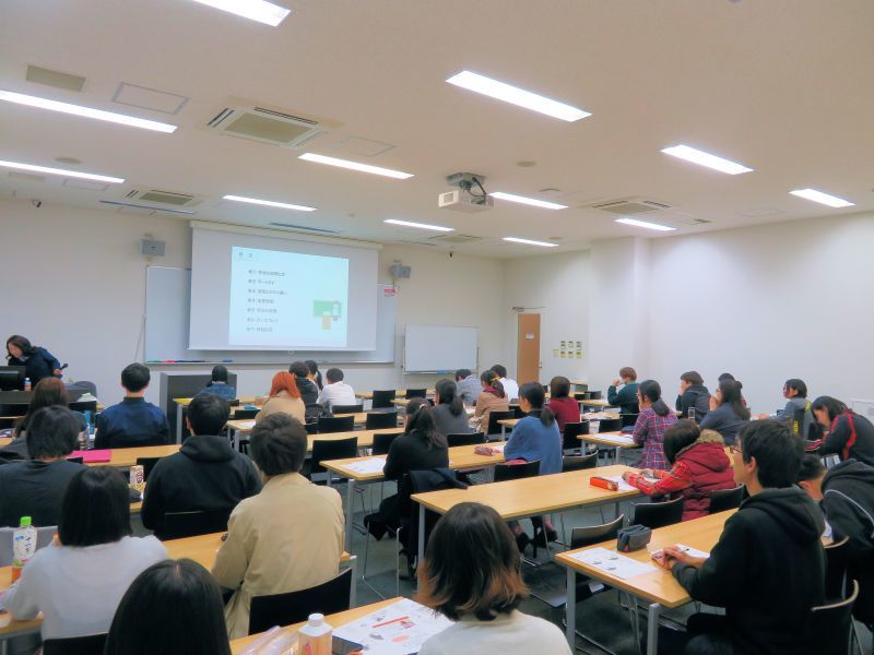 桜美林大学で「デートDV」公開講座開催_b0154492_12173427.jpg
