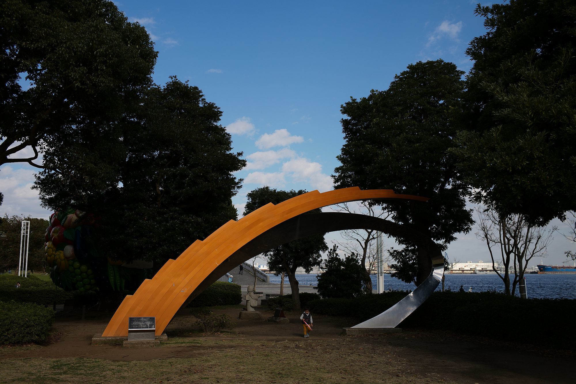 横浜街角スナップ 臨海公園 2018.11.20_b0212342_17455648.jpg