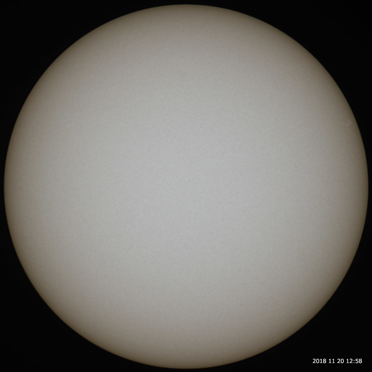 11月20日の太陽_e0174091_14480089.jpg