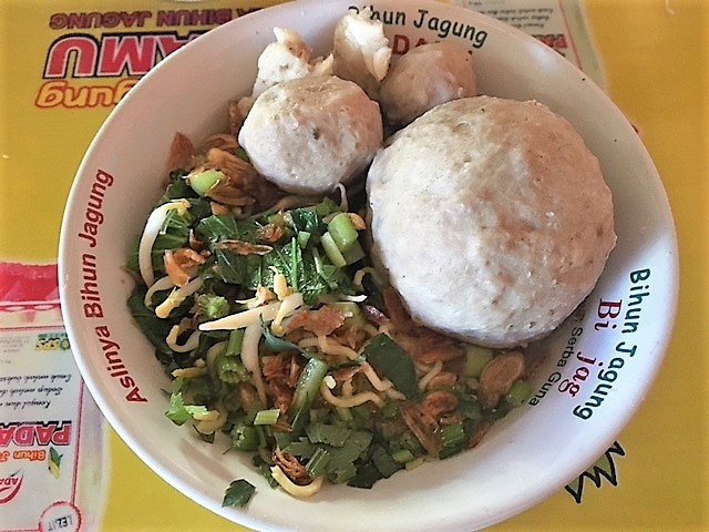 インドネシア便り ~人気料理店_f0270296_11564168.jpg