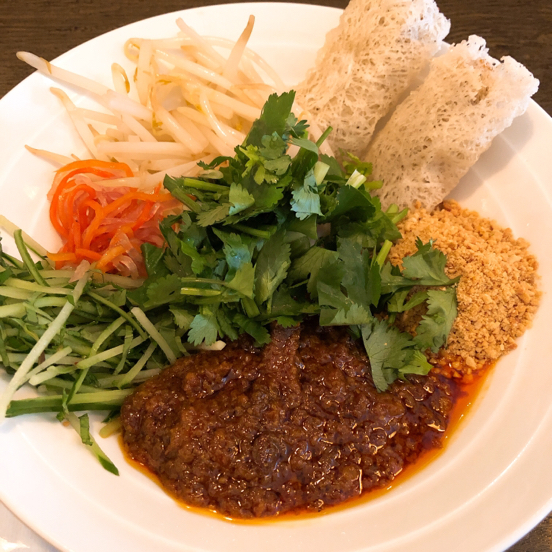 東神奈川の ベトナムの食卓 ハノイ ベトナム風和えビーフンのランチ あれも食べたい これも食べたい ex 東神奈川の ベトナムの食卓 ハノイ ベトナム風和えビーフンのランチ あれも食べたい これも食べたい ex