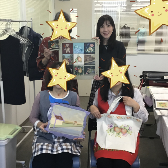 『 トールペイント資格取得講座 』教室レポート&作品紹介_c0357605_11274967.jpg