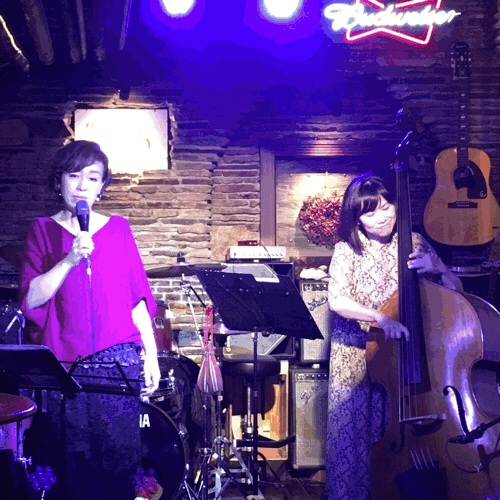心斎橋garthさん初出演でした。_f0042307_19211538.gif