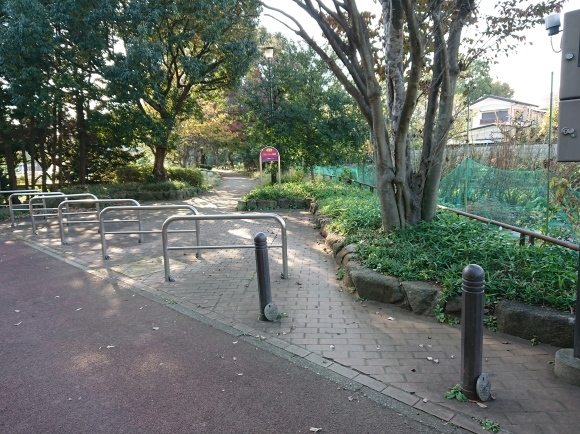 11/21 国鉄武蔵野競技場線廃線跡を歩く@三鷹市、武蔵野市_b0042308_07061048.jpg