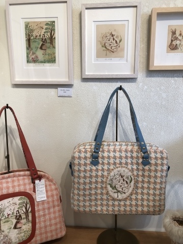 PUKU個展「花咲く季節が恋しくて」へ@表参道ギャラリーニイク_a0157409_23265285.jpeg