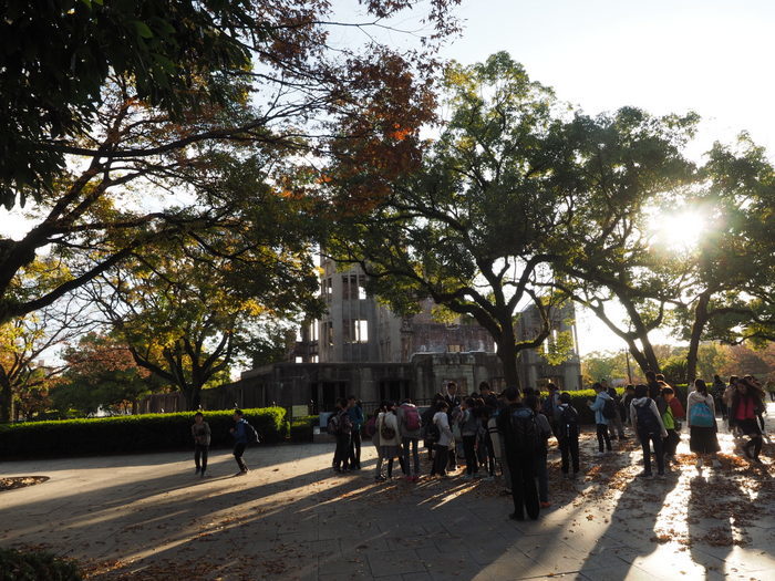 原爆ドームと平和公園周辺_c0116915_00473856.jpg