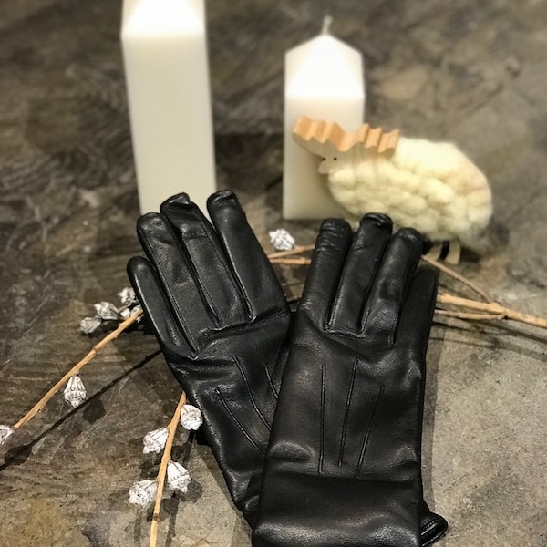 DENTS GLOVES_d0364239_19535577.jpg