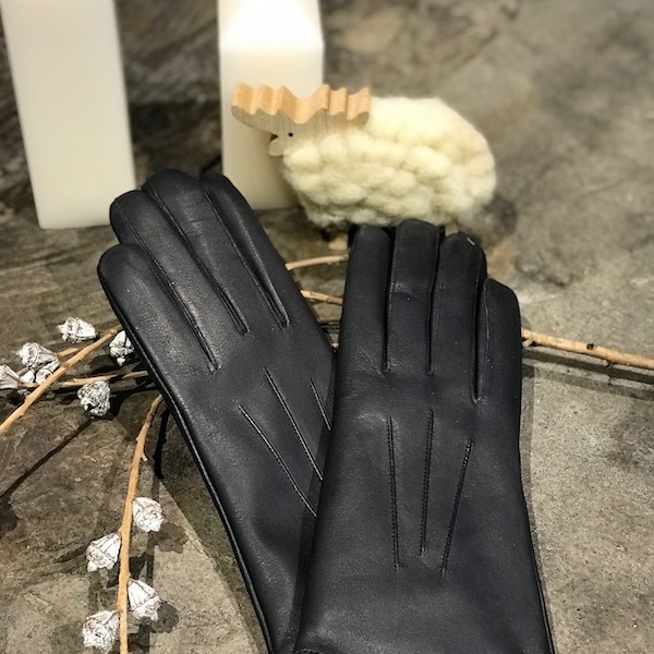 DENTS GLOVES_d0364239_19551524.jpg