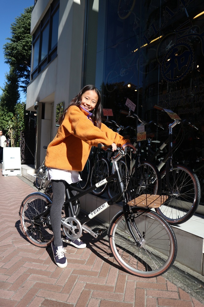 11月23日 渋谷 原宿 の自転車屋 FLAME bike前です_e0188759_18400542.jpg