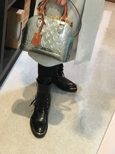 休日のお買い物_f0347891_00263209.jpeg