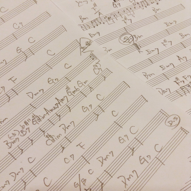 鉛筆で譜面を書くとエンドルフィンが出まくって楽しい。_a0334793_11092113.jpg