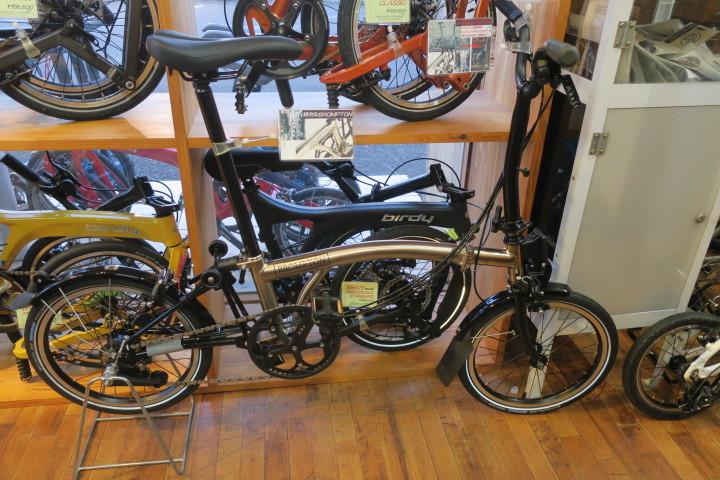 ブロンプトン限定モデル在庫あります!_c0132901_19541408.jpg