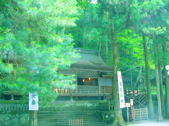 a0329820_00551212.jpg