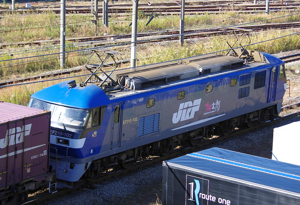 f0203926_23415061.jpg