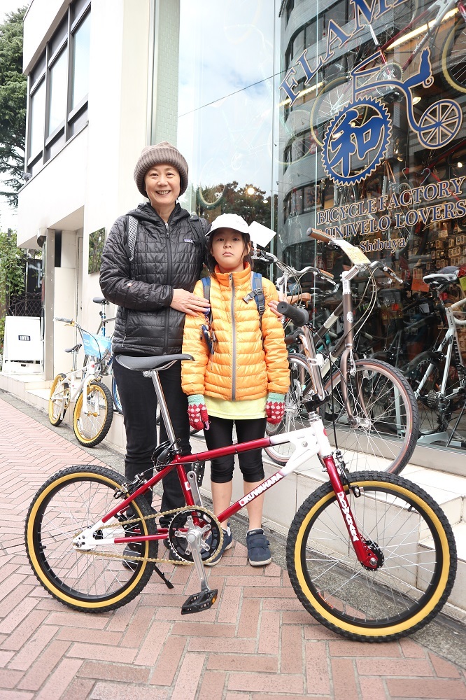 11月24日 渋谷 原宿 の自転車屋 FLAME bike前です_e0188759_18501938.jpg