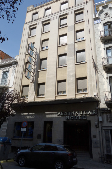 ジローナ Girona のホテル ペニンシュラ Hotel Peninsular AVEに乗ってバルセロナからジローナへ 2018年9月 バルセロナの旅(6)_f0117059_15211953.jpg