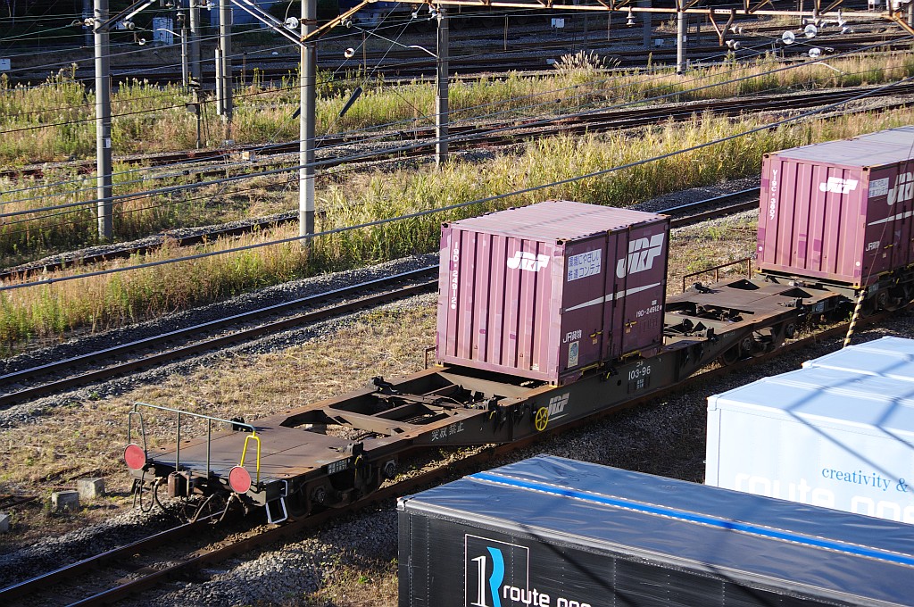 f0203926_2252623.jpg