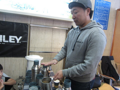 名作ガソリンストーブ＆スタンレーコラボ、大盛況！！_d0198793_12431354.jpg