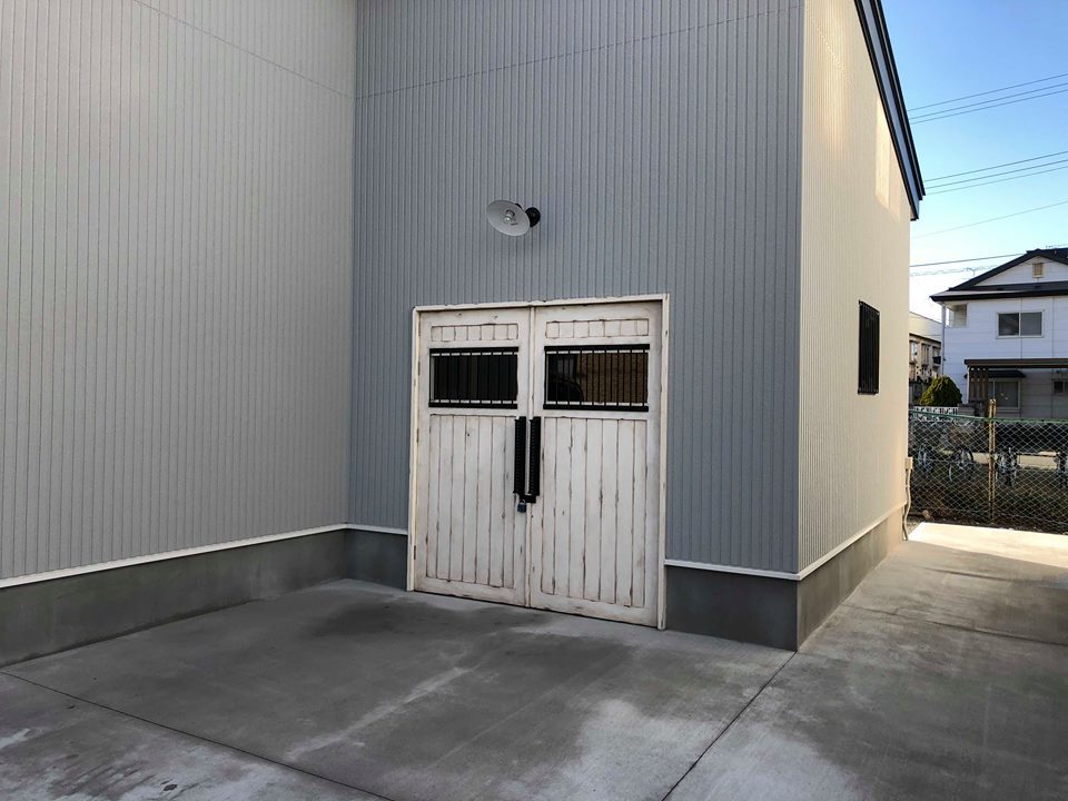 ◆ Garage door ◆_c0078202_17281657.jpg