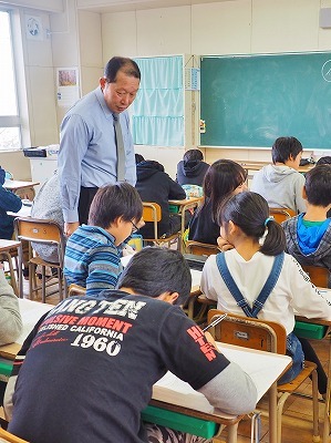浦佐小学校の総合学習へ_c0336902_20161432.jpg