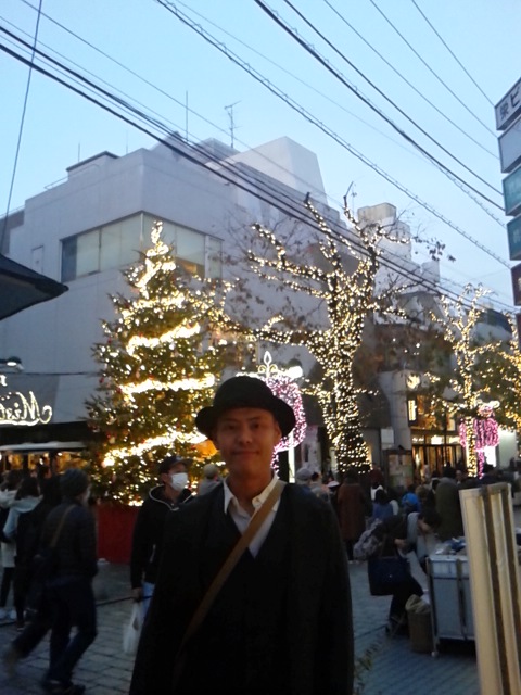 はじまったよ_d0014133_1639441.jpg