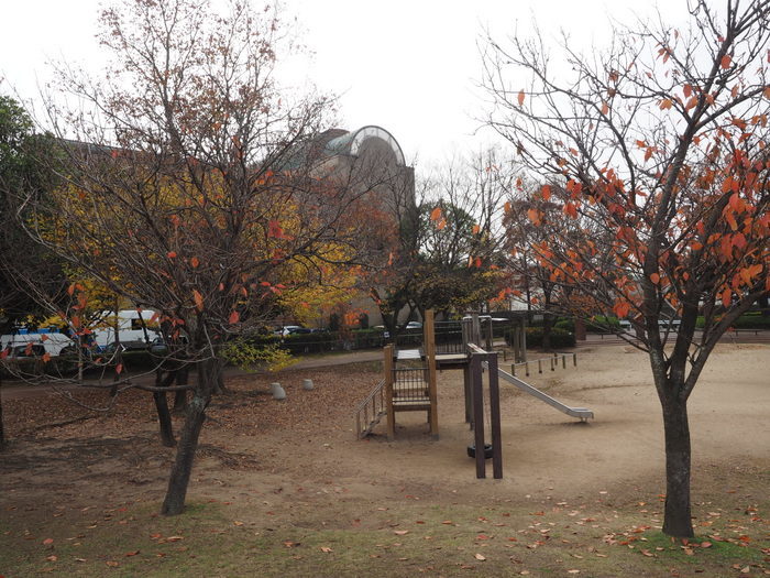 佐伯区民文化センター&五日市中央公園_c0116915_23501865.jpg