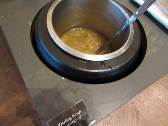 【Lawry\'s the Prime Rib (ロウリーズ・ザ・プライムリブ)赤坂でランチ】_b0009849_10261578.jpg
