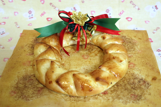パンレク ~ ベーコンエピ風クリスマスリース ~_e0222340_165294.jpg