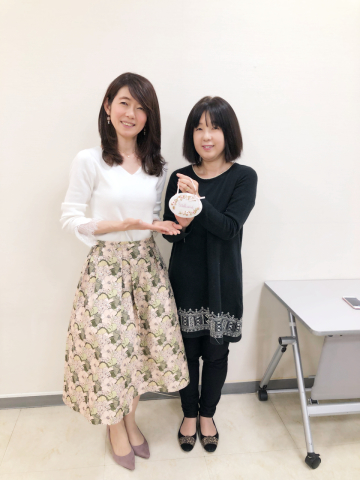 日本橋三越カルチャーサロン秋の1日講座《リボン刺しゅうで描く花文字のサブバッグ》へご参加の皆さまありがとうございました♡_a0157409_01551948.jpeg