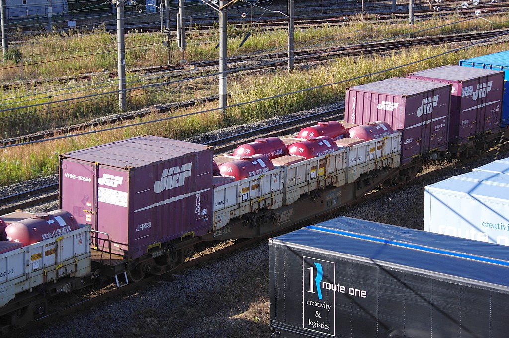 f0203926_23412363.jpg