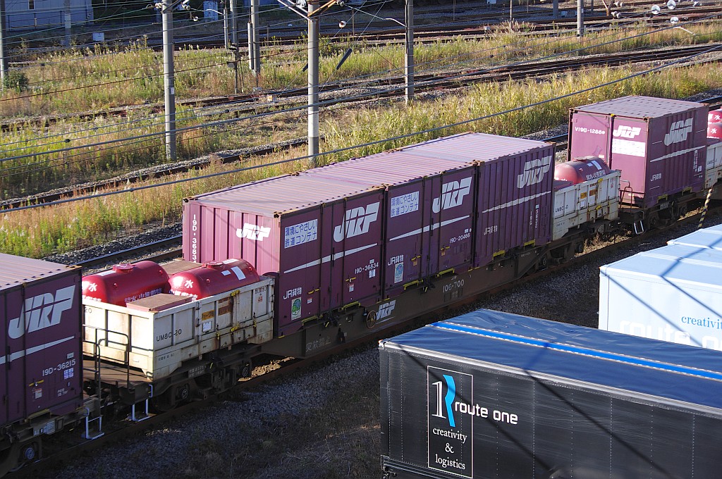 f0203926_23413385.jpg