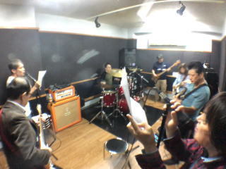 今日の練習は露と消え_b0040332_18335736.jpg
