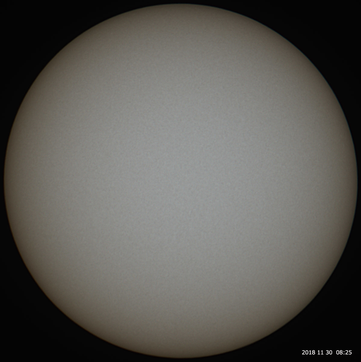 11月30日の太陽_e0174091_14263159.jpg