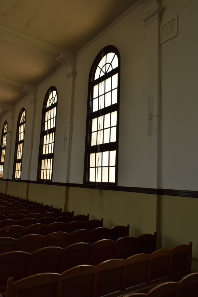 遺愛女子中学校・高等学校講堂(函館の建築再見)_f0142606_07230968.jpg